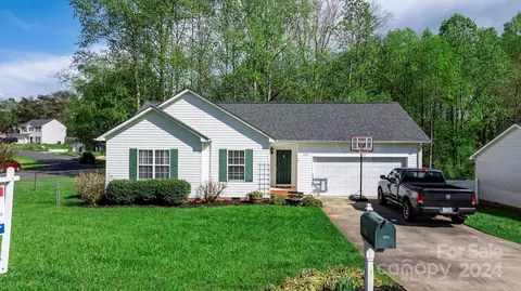 1203 Coventry Nw Pl NW, Conover, NC 28613