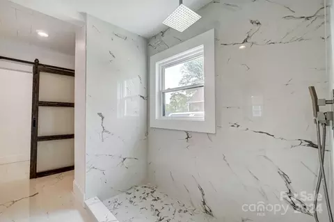 Bath - 710 Sloop Ave, Kannapolis, NC 28083 photo 2 of 7