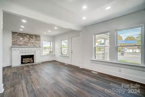 Living - 710 Sloop Ave, Kannapolis, NC 28083 photo 6 of 6