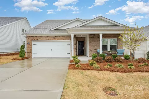 1895 Lotus Ln, Denver, NC 28037