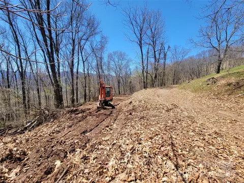 2475 Utah Mountain 62-d Rd #62-D, Waynesville, NC 28785