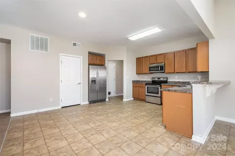 Kitchen - 10936 Tailwater St, Davidson, NC 28036 photo 3 of 3