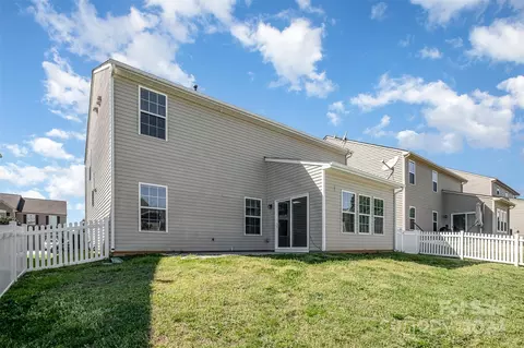 Exterior - 10936 Tailwater St, Davidson, NC 28036 photo 4 of 7