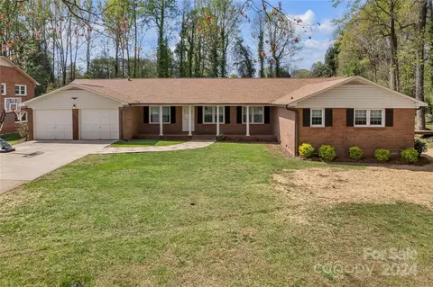 2322 Heavner Rd, Lincolnton, NC 28092