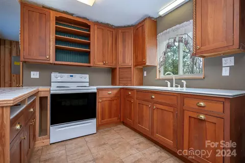 Kitchen - 120 Sunrise Ln, Bostic, NC 28018 photo 3 of 3