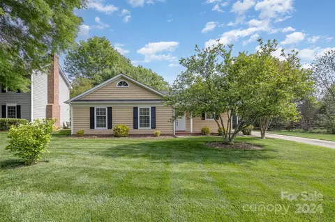 12222 Bay Tree Way, Charlotte, NC 28277