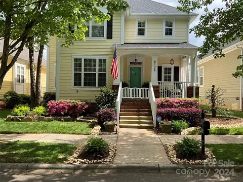 8126 Evanston Falls Rd, Huntersville, NC 28078