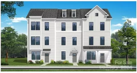 618 District 7 Ct #7, Fort Mill, SC 29708