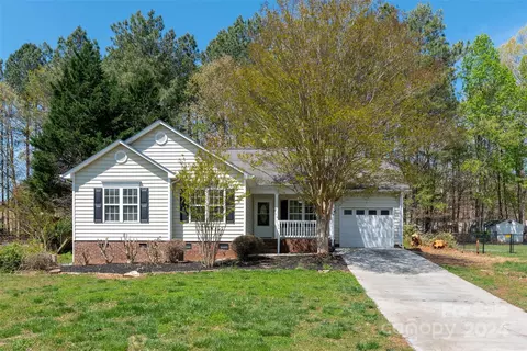 5509 Mallard Ln, Gastonia, NC 28052