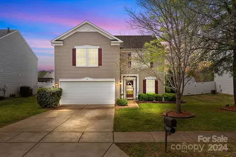145 Farm Springs Dr, Mount Holly, NC 28120