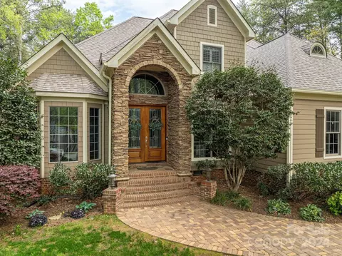 8179 Stillwater Dr, Denver, NC 28037
