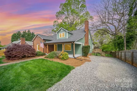 156 W Church St, Troutman, NC 28166