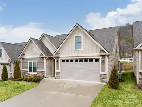 Exterior - 318 Windstone Dr, Fletcher, NC 28732 photo 3 of 12