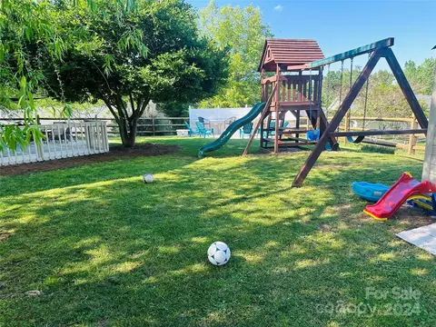 Exterior - 1003 Hannah Pl, Monroe, NC 28110 photo 1 of 3