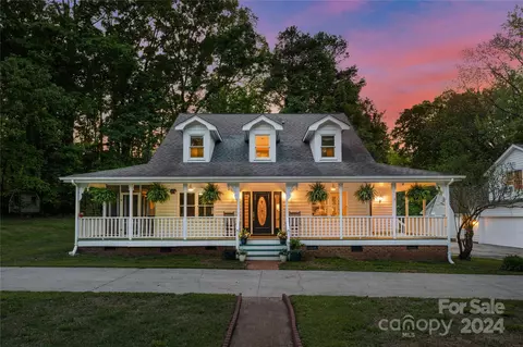 6600 Providence Rd, Charlotte, NC 28226