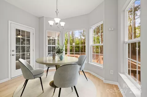 Dining - 19709 Outermark Ln, Cornelius, NC 28031 photo 2 of 2