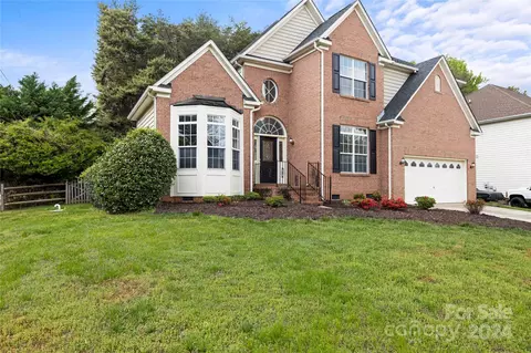 19709 Outermark Ln, Cornelius, NC 28031