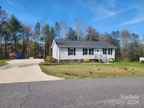 140 Priscilla Dr, Connelly Springs, NC 28612
