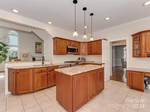 Kitchen - 211 Hobbs St, Davidson, NC 28036 photo 2 of 6