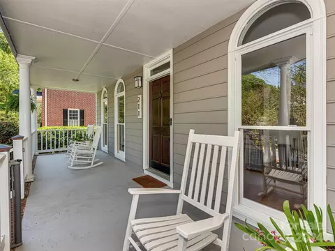 Exterior - 211 Hobbs St, Davidson, NC 28036 photo 4 of 10