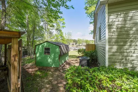 Exterior - 1405 Deer Run Rd, Ridgeway, SC 29130 photo 15 of 18
