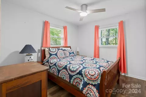 Bedroom - 1405 Deer Run Rd, Ridgeway, SC 29130 photo 2 of 3