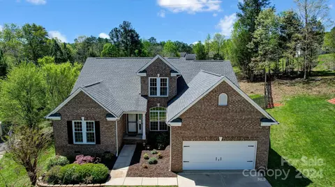 4184 Autumn Cove Dr, Lake Wylie, SC 29710