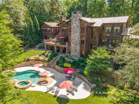10320 Wildlife Rd, Charlotte, NC 28278