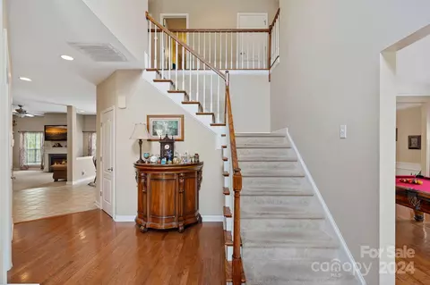 Entry Way - 607 Evening Mist Dr, Fort Mill, SC 29708 photo 2 of 3