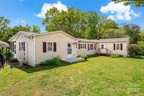 632 Ned Mcgimsey Rd, Nebo, NC 28761