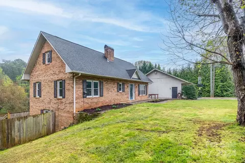 2733 Haas Ln, Lenoir, NC 28645
