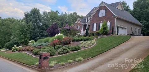 Exterior - 3960 Steve Ikerd Ne Dr NE, Hickory, NC 28601 photo 16 of 16