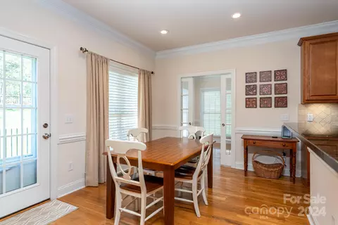 Dining - 3960 Steve Ikerd Ne Dr NE, Hickory, NC 28601 photo 1 of 2
