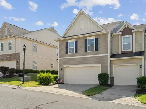 14424 Glendon Hall Ln, Charlotte, NC 28262