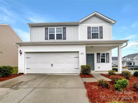 6115 Loy Ct, Charlotte, NC 28214