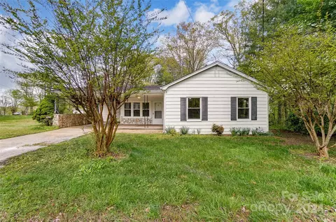 5403 Dellinger Cir, Cherryville, NC 28021