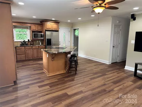7074 Executive Cir, Denver, NC 28037 photo 16