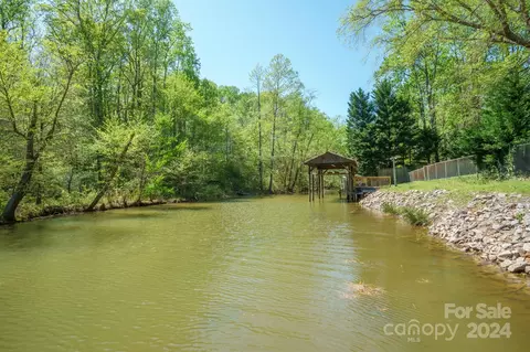 7074 Executive Cir, Denver, NC 28037 photo 12