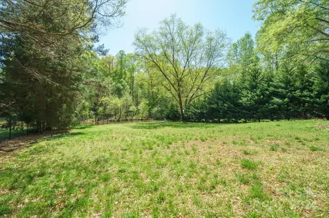 7074 Executive Cir, Denver, NC 28037 photo 34
