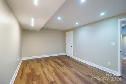 7074 Executive Cir, Denver, NC 28037 photo 28