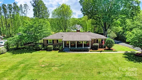 10336 Glenmac Rd, Charlotte, NC 28215