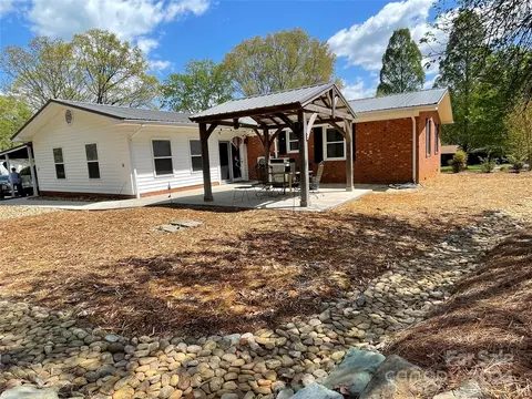 Exterior - 213 Pine St, Biscoe, NC 27209 photo 4 of 10