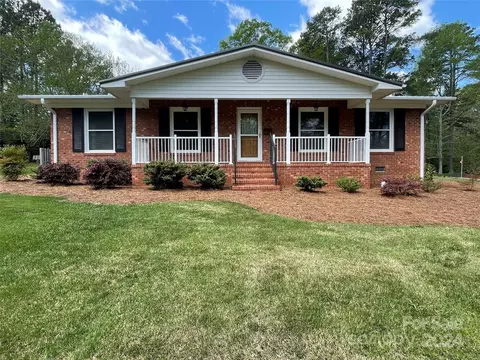 Exterior - 213 Pine St, Biscoe, NC 27209 photo 2 of 10