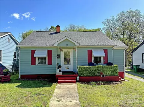 317 Bradford Dr, Charlotte, NC 28208