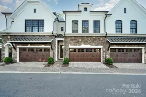 6110 Campana Ln, Charlotte, NC 28210