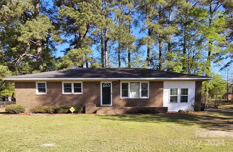 1338 Long Dr, Rockingham, NC 28379