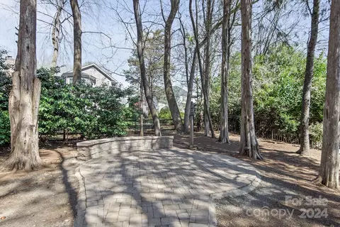 Exterior - 544 Ashby Dr, Davidson, NC 28036 photo 8 of 9
