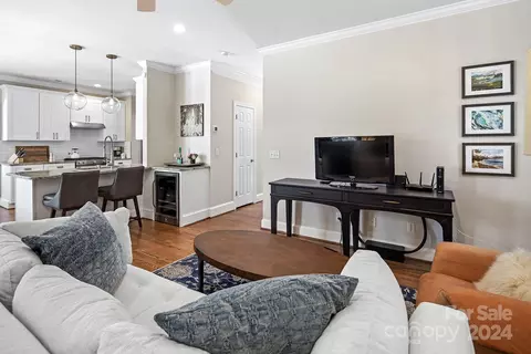 Living - 544 Ashby Dr, Davidson, NC 28036 photo 2 of 8
