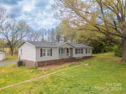 4017 C B Farm Rd, Conover, NC 28613