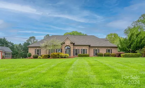 14211 Nancy Ruth Ln, Mint Hill, NC 28227